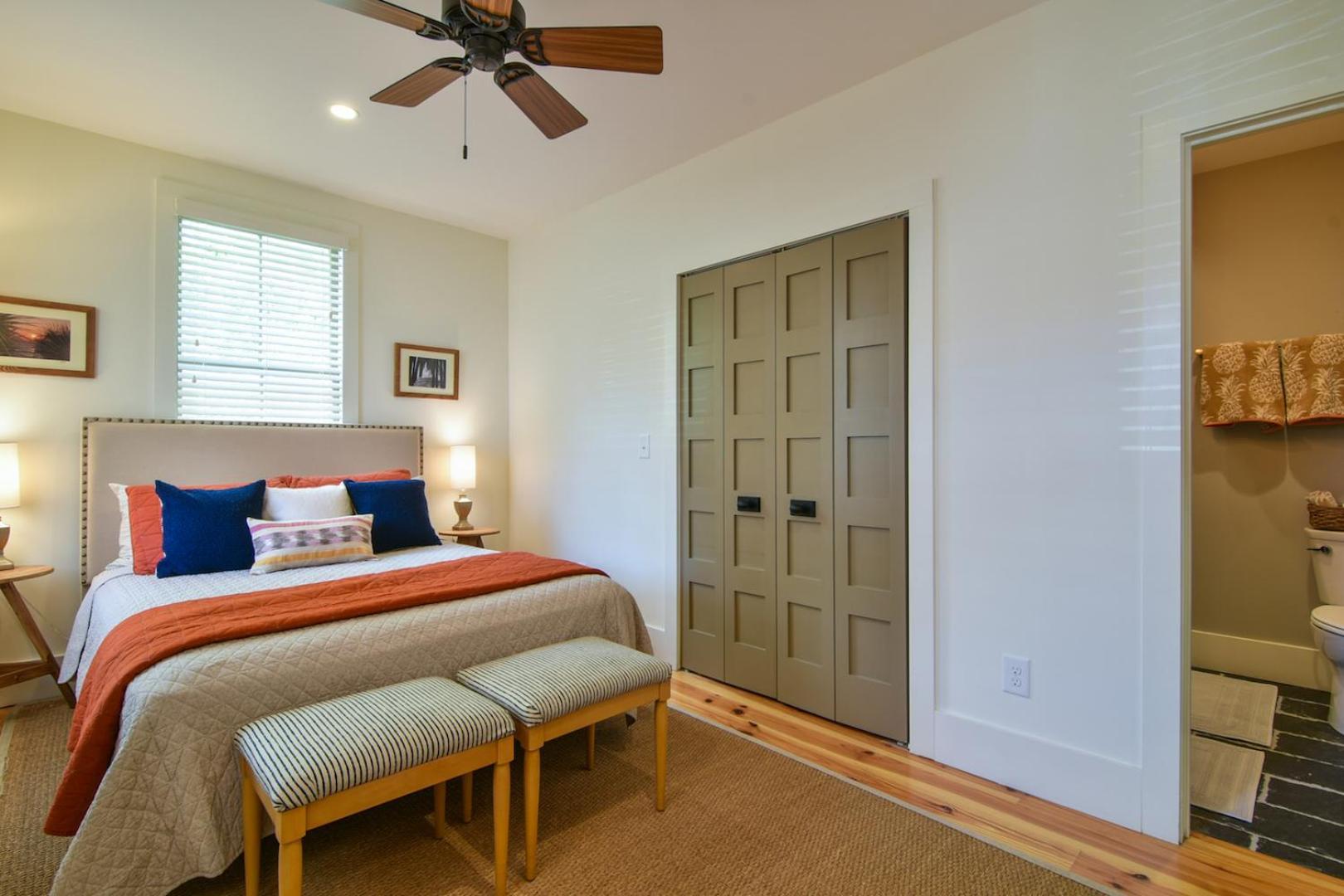 The Charlestonian Aparthotel Bilik gambar