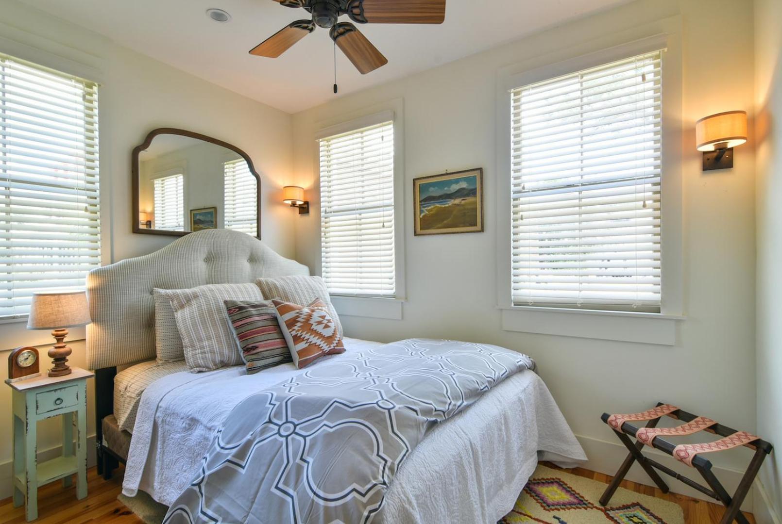 The Charlestonian Aparthotel Bilik gambar