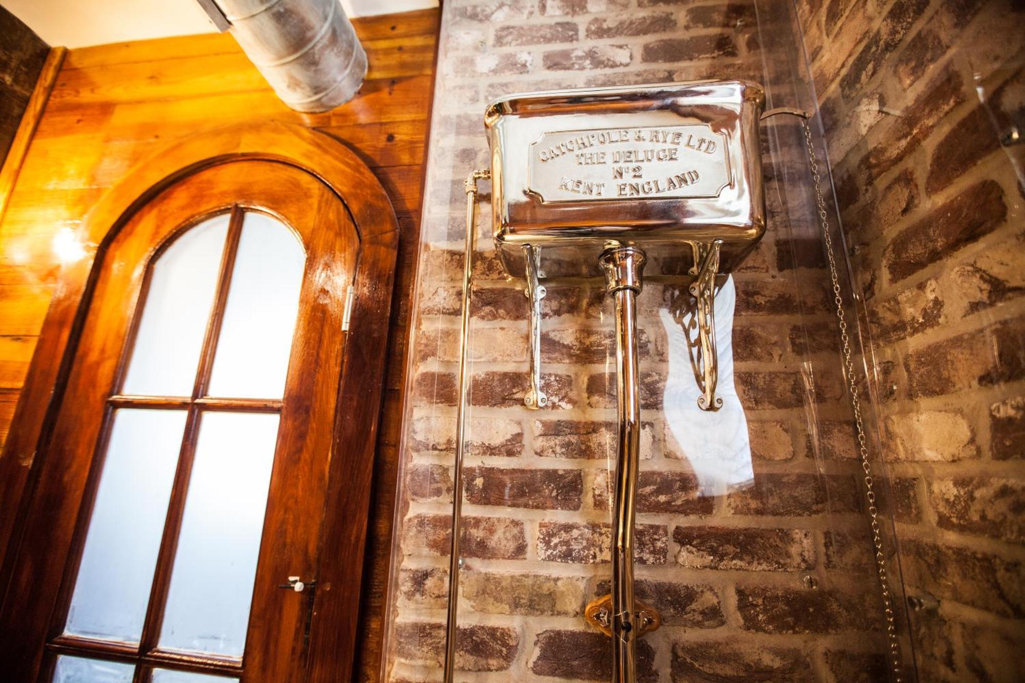 The Charlestonian Aparthotel Bilik gambar